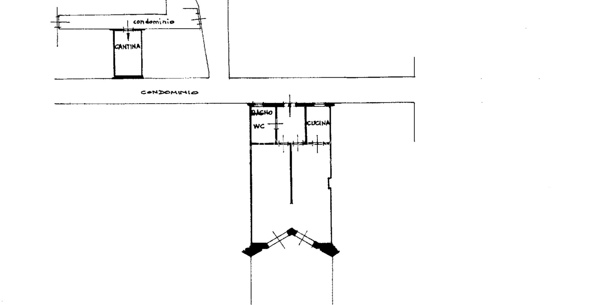 Двухкомнатная квартира с просторной террасой, утопающей в зелени